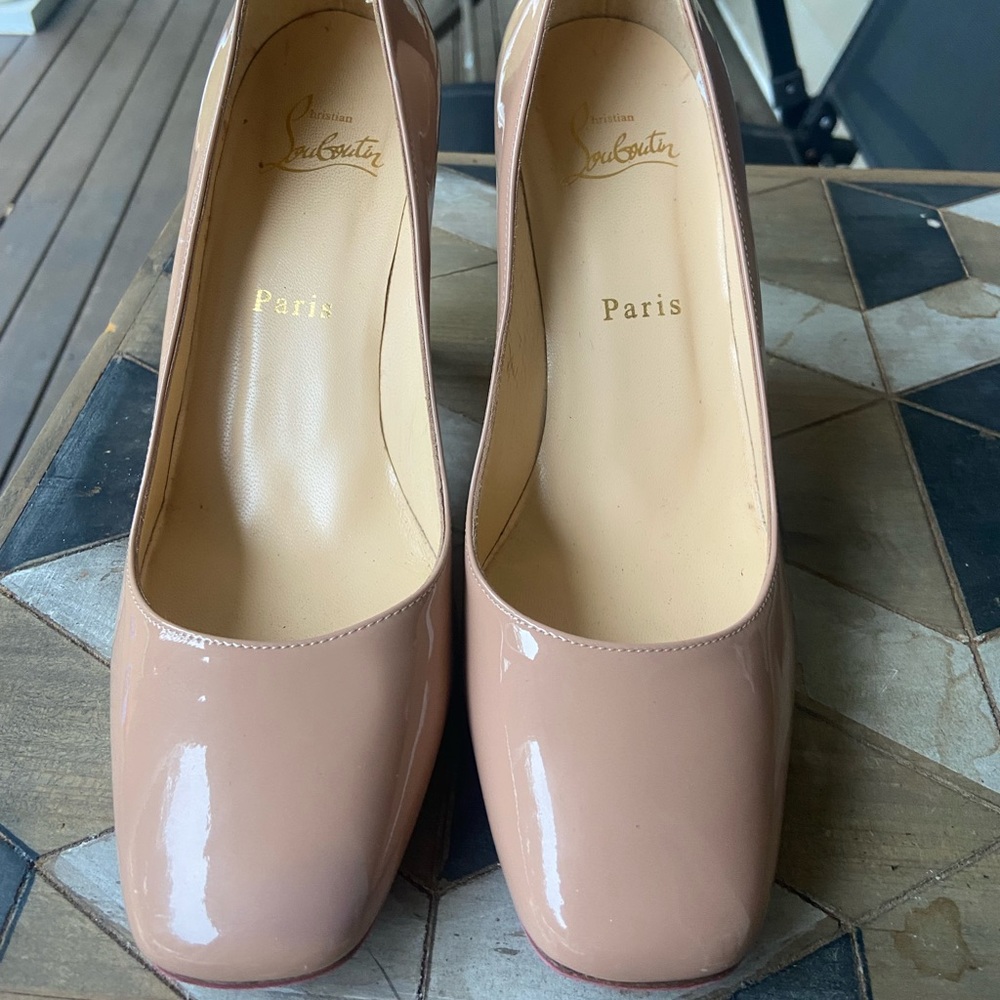Nude Christian Louboutin Patent Leather Pumps